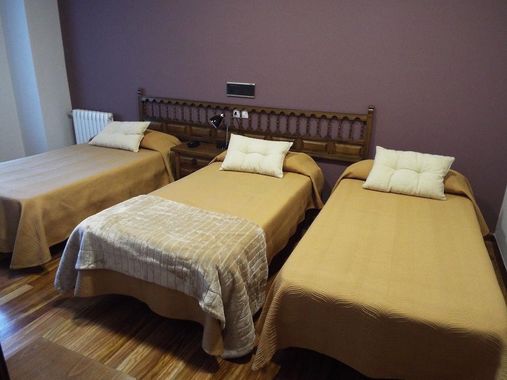 Hotel Ansuina Banos Del Molgas المظهر الخارجي الصورة